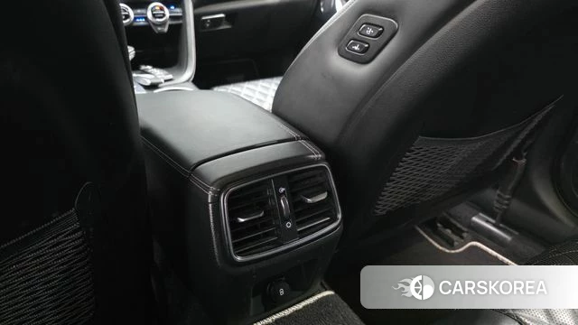Genesis G70 id 4742351 из Кореи 28