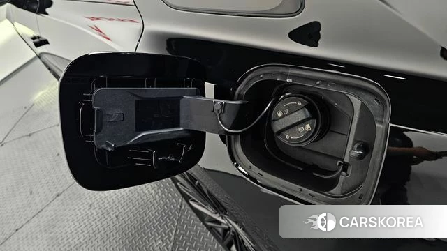 Hyundai Grandeur (GN7) id 4185888 из Кореи 28