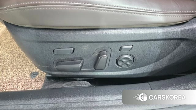 Hyundai The New Grandeur IG id 4726347 из Кореи 28