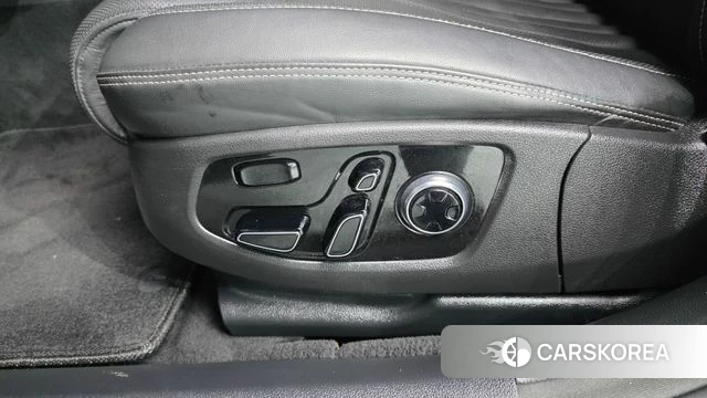 Genesis G90 id 4698623 из Кореи 29