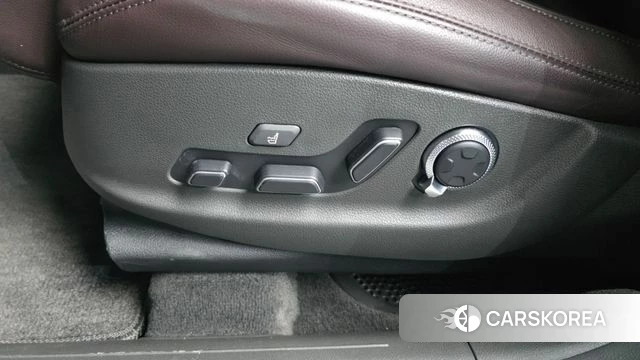 Genesis GV70 id 4186125 из Кореи 29