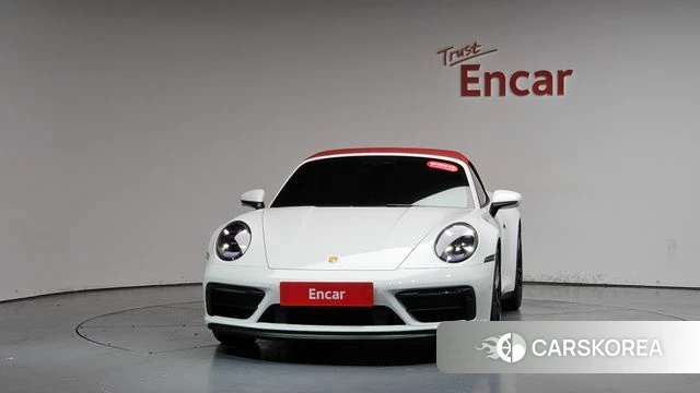 Porsche 911(992) id 4533292 из Кореи 29