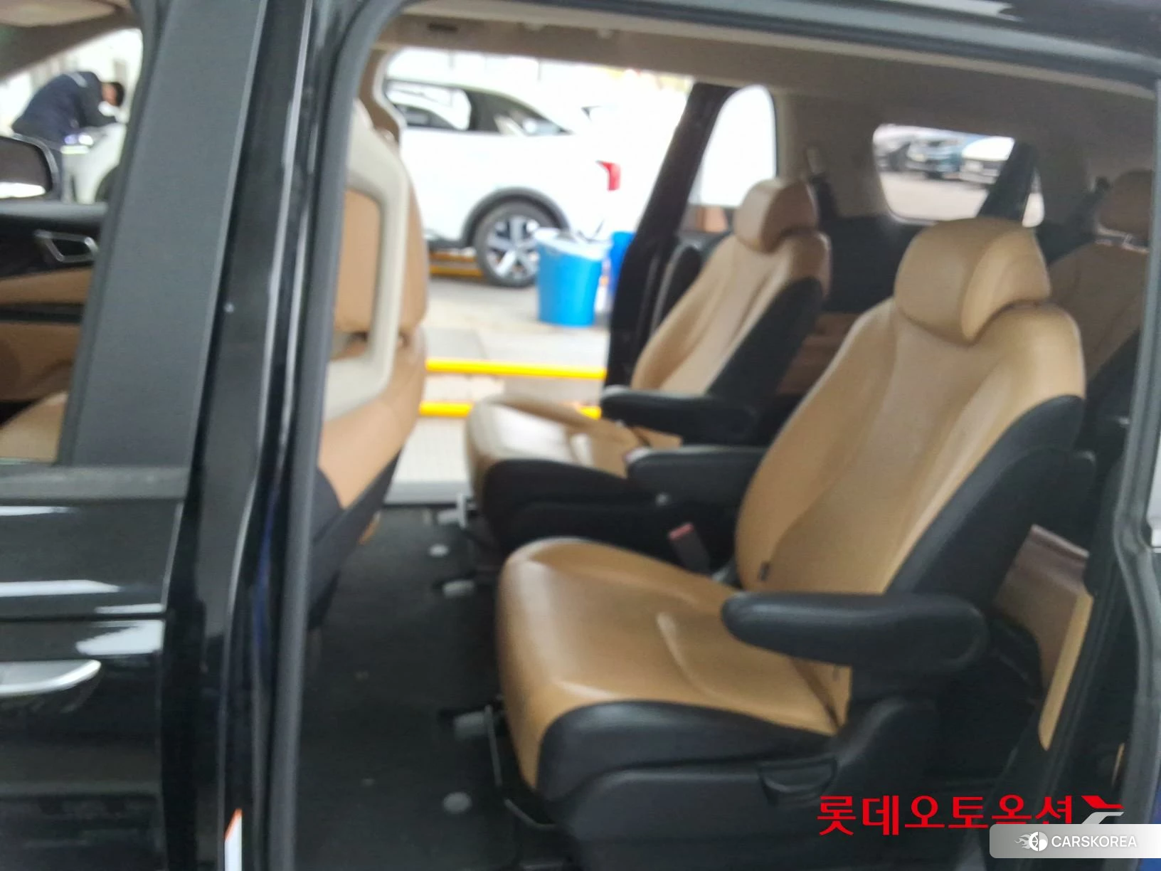 Kia Carnival id 3875683 из Кореи 29