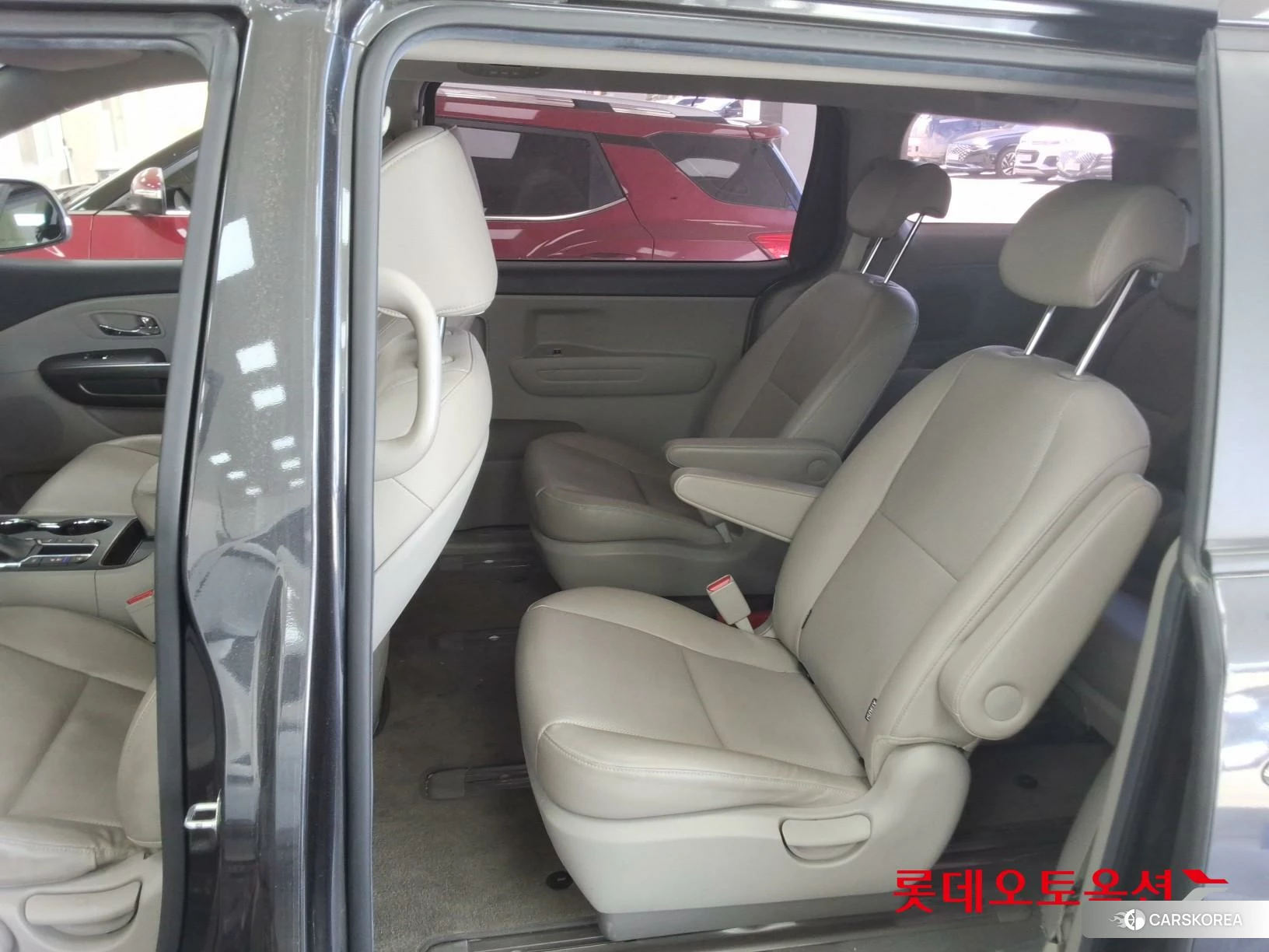 Kia Carnival id 4296909 из Кореи 29