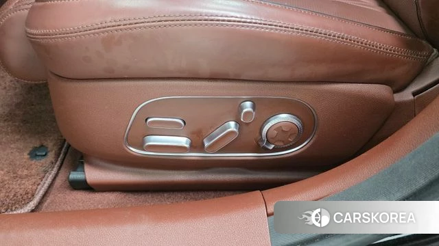 Genesis G90 (RS4) id 4489215 из Кореи 29