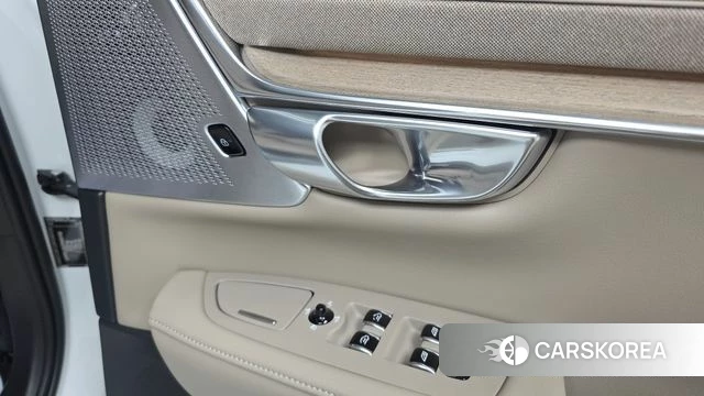 Volvo S90 id 4493511 из Кореи 29