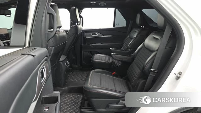 Ford Explorer 6th Generation id 4291893 из Кореи 29