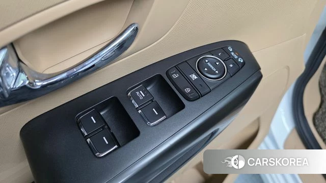 Kia The New Carnival id 4403179 из Кореи 29