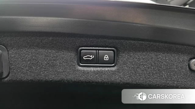 Genesis G90 id 4625904 из Кореи 29