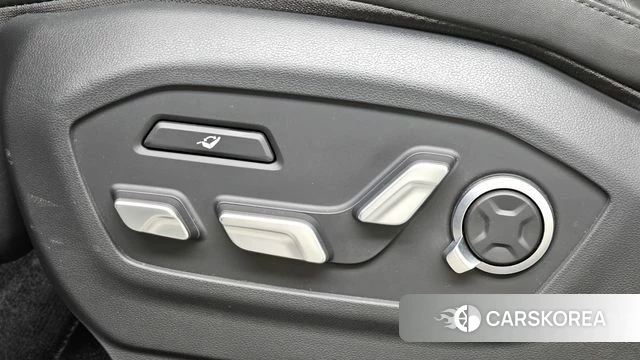 Hyundai Santa Fe (MX5) id 4427351 из Кореи 29