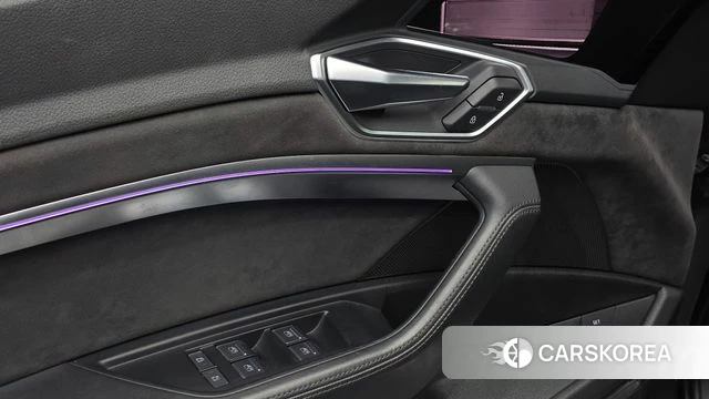 Audi e-Tron id 4708028 из Кореи 29