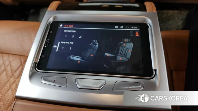 BMW 7 Series (G11) id 4282850 из Кореи 29