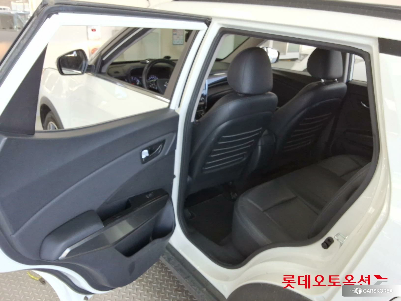 SsangYong Tivoli id 4296945 из Кореи 29