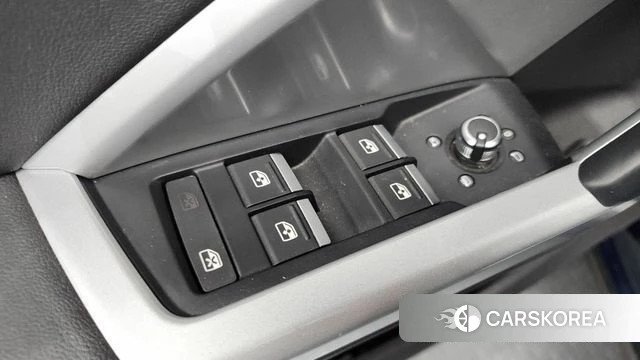 Audi Q3 (F3) id 4317275 из Кореи 29