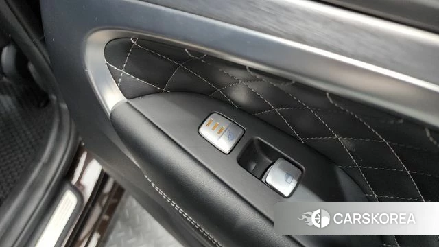 Genesis G70 id 4251416 из Кореи 29