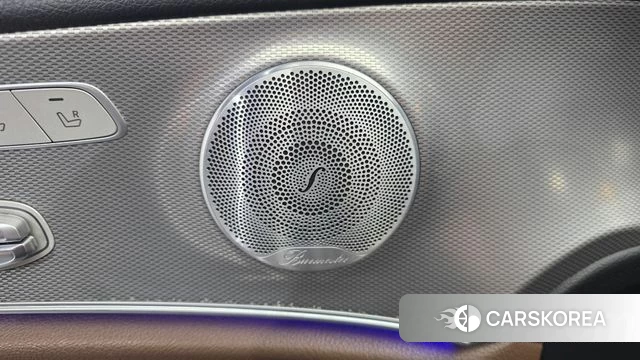 Mercedes-Benz E-Class W213 id 4785598 из Кореи 29