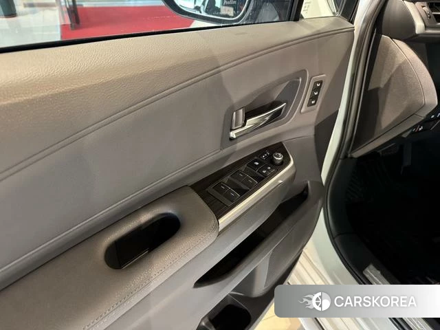 Toyota Grevia id 4259344 из Китая 29