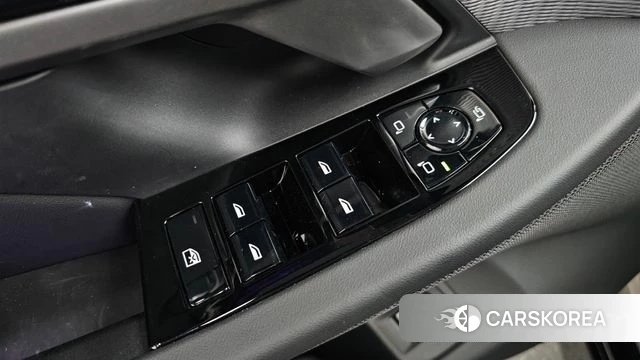 BMW 5 Series (G60) id 4560016 из Кореи 29