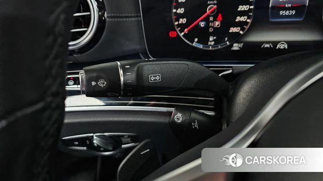 Mercedes-Benz E-Class W213 id 4344854 из Кореи 29