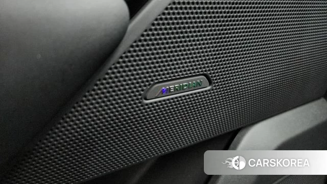 Land Rover Range Rover Velar id 4200710 из Кореи 29