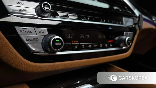 BMW 5 Series (G30) id 4864031 из Кореи 29