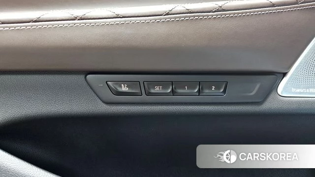 BMW 7 Series (G11) id 4687707 из Кореи 29