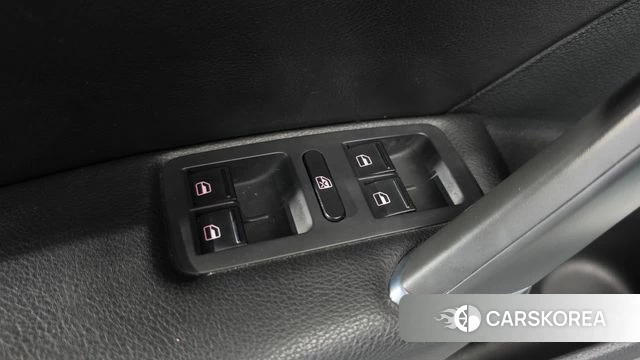 Volkswagen The New Passat id 4770635 из Кореи 29