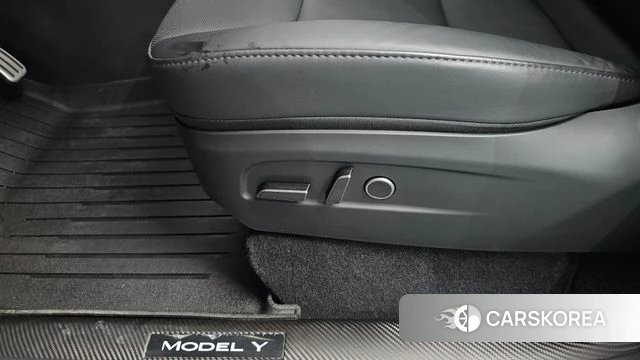 Tesla Model Y id 4302028 из Кореи 29