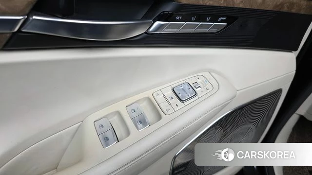 Genesis G90 id 4562966 из Кореи 29