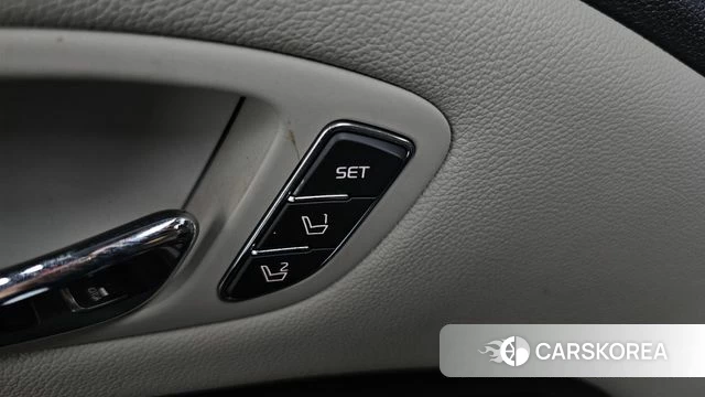 Kia The New Carnival id 4331511 из Кореи 29