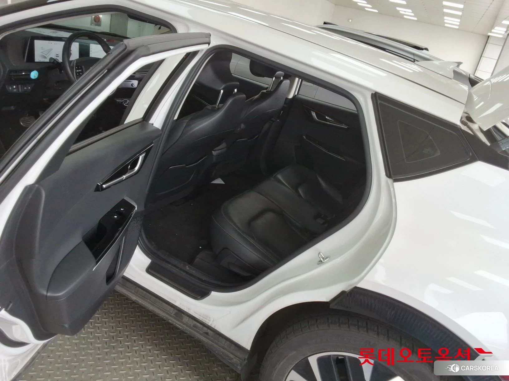 Kia EV6 id 3888405 из Кореи 29