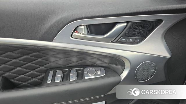 Genesis G70 id 4708487 из Кореи 29