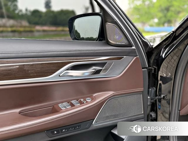 BMW 7 series id 4313788 из Китая 29