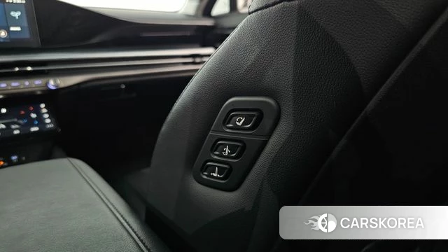 Hyundai Grandeur Hybrid (GN7) id 4880452 из Кореи 29