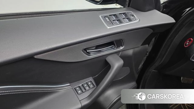 Jaguar F-PACE id 4350669 из Кореи 29