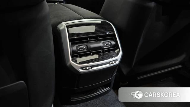 BMW 7 Series (G70) id 4681553 из Кореи 29