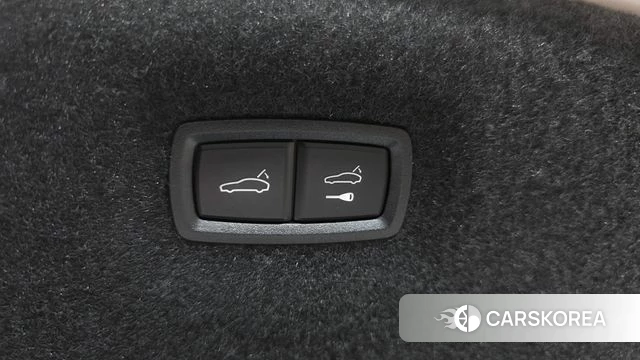 Porsche Taycan id 4578971 из Кореи 29