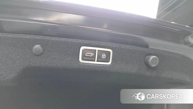 Hyundai Grandeur Hybrid (GN7) id 4696604 из Кореи 29