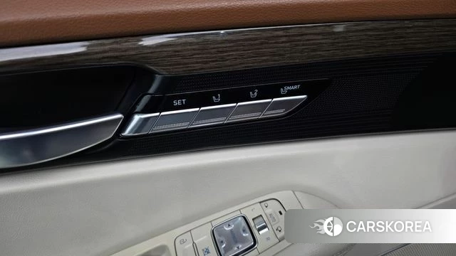 Genesis G90 id 4482105 из Кореи 29