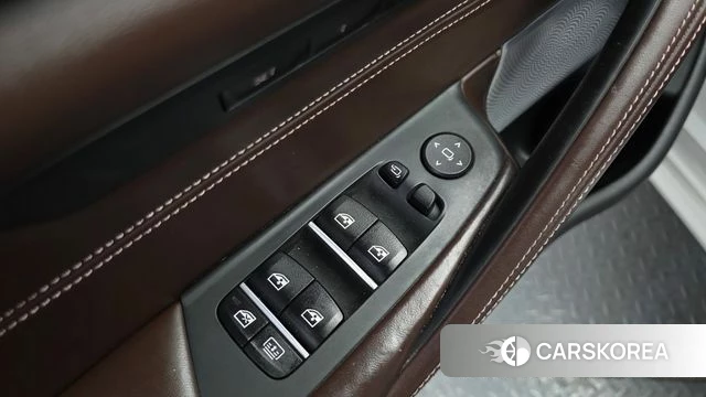 BMW 5 Series (G30) id 4684294 из Кореи 29