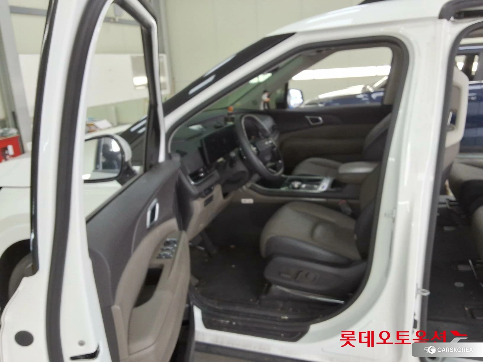 Kia Carnival Hybrid id 3888292 из Кореи 29