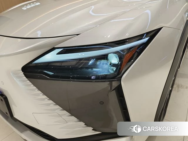 Lexus RZ id 4291463 из Китая 29