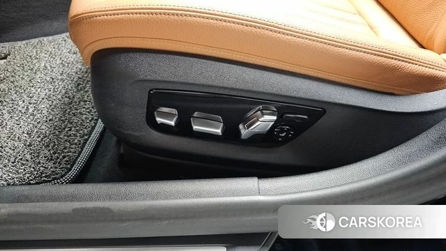BMW 5 Series (G30) id 4281379 из Кореи 29