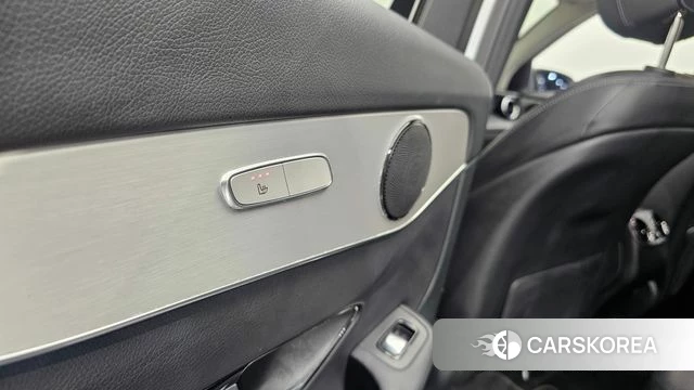 Mercedes-Benz GLC-Class X253 id 4856288 из Кореи 29