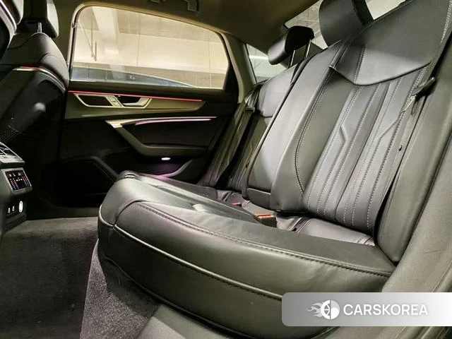 Audi A6L id 4297624 из Китая 29