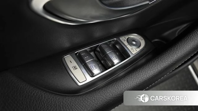 Mercedes-Benz E-Class W213 id 4356619 из Кореи 29