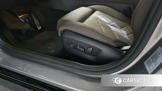 BMW 5 Series (G60) id 4629970 из Кореи 29