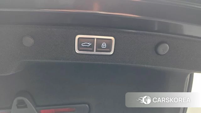 Hyundai Grandeur Hybrid (GN7) id 4243260 из Кореи 29