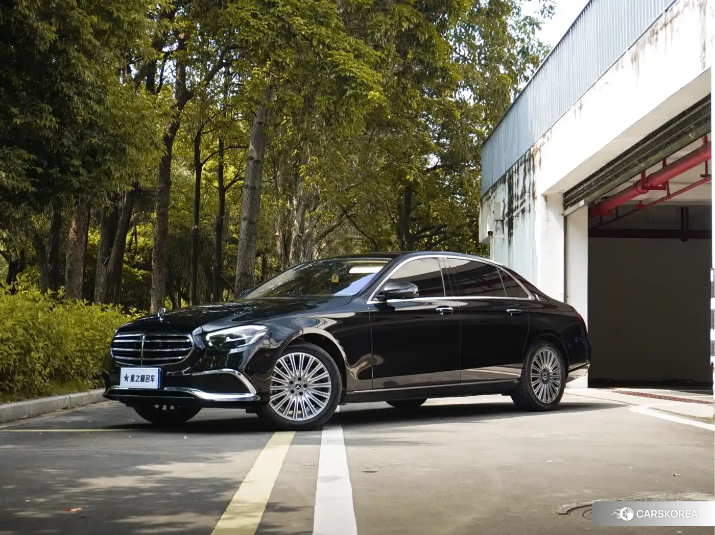 Mercedes-Benz E-Class id 4669471 из Китая 29