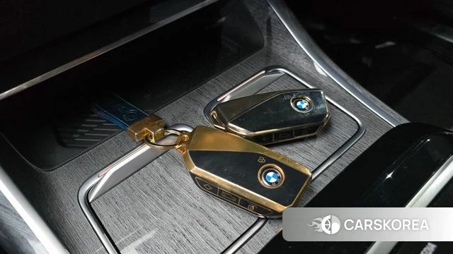 BMW 7 Series (G70) id 4462642 из Кореи 29